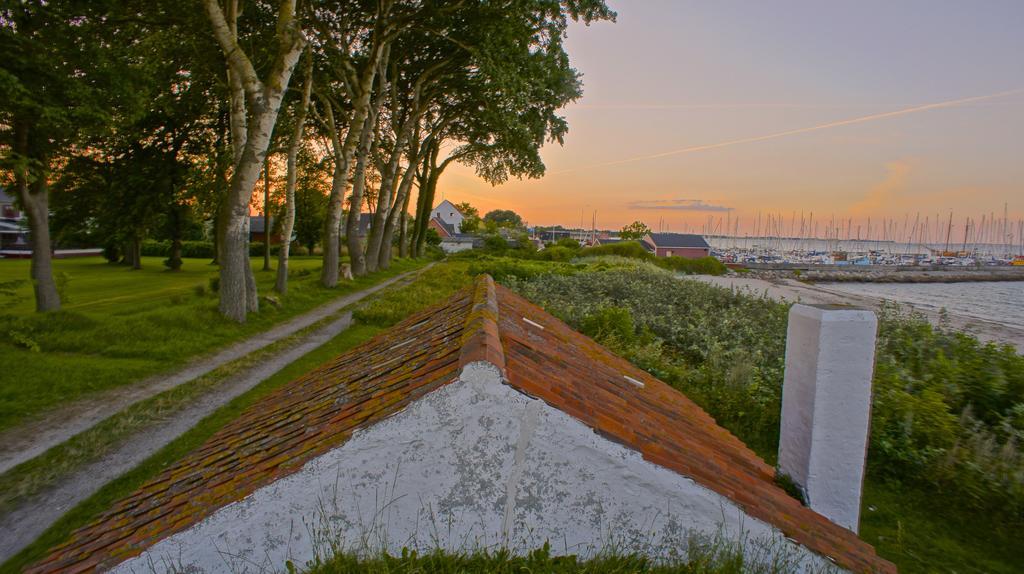 Ballen Badehotel Tranebjerg Exteriér fotografie